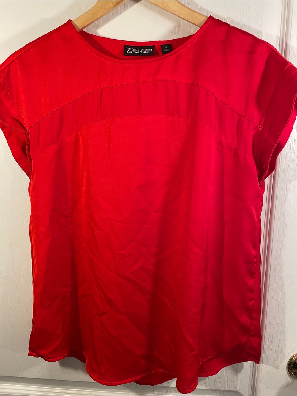 Zen Luxe Women’s Red Short-Sleeve Blouse